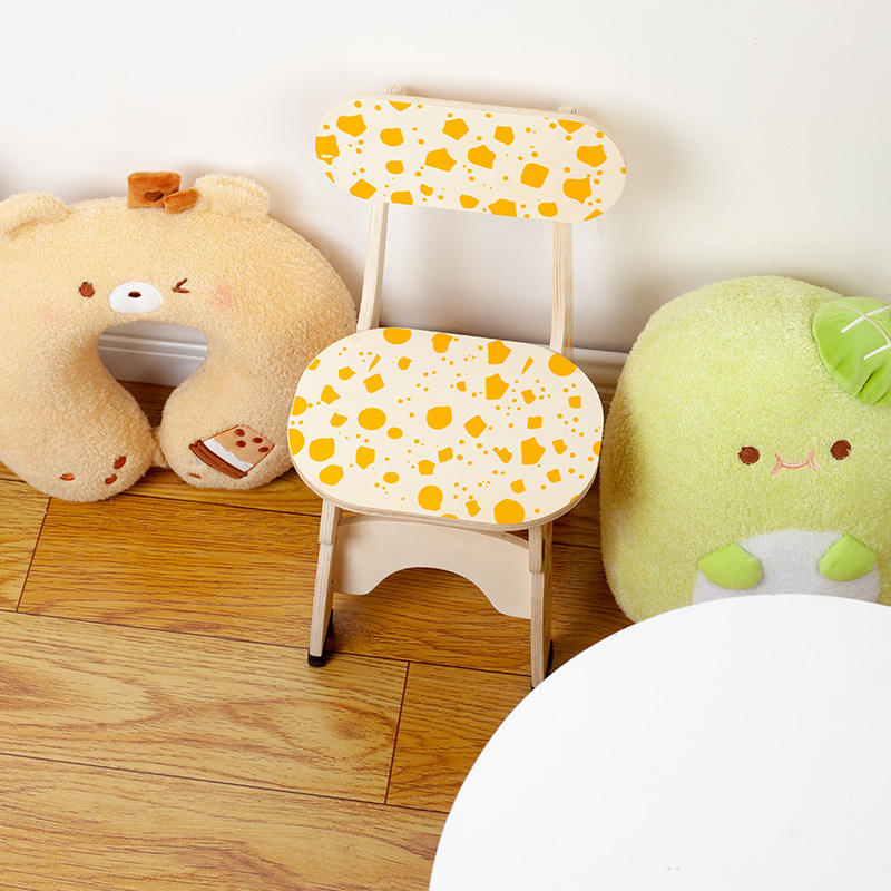 Wooden Giraffe Children's Chair