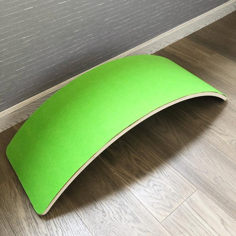 Curvy Multifunctional Wooden Wobble Balance Board – Sensory Training & Coordination Toy