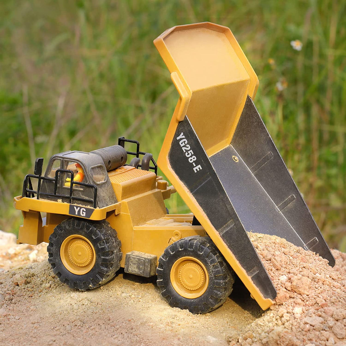 RC Dump Truck 9-Channel Remote Control Engineering Vehicle - Alloy Version