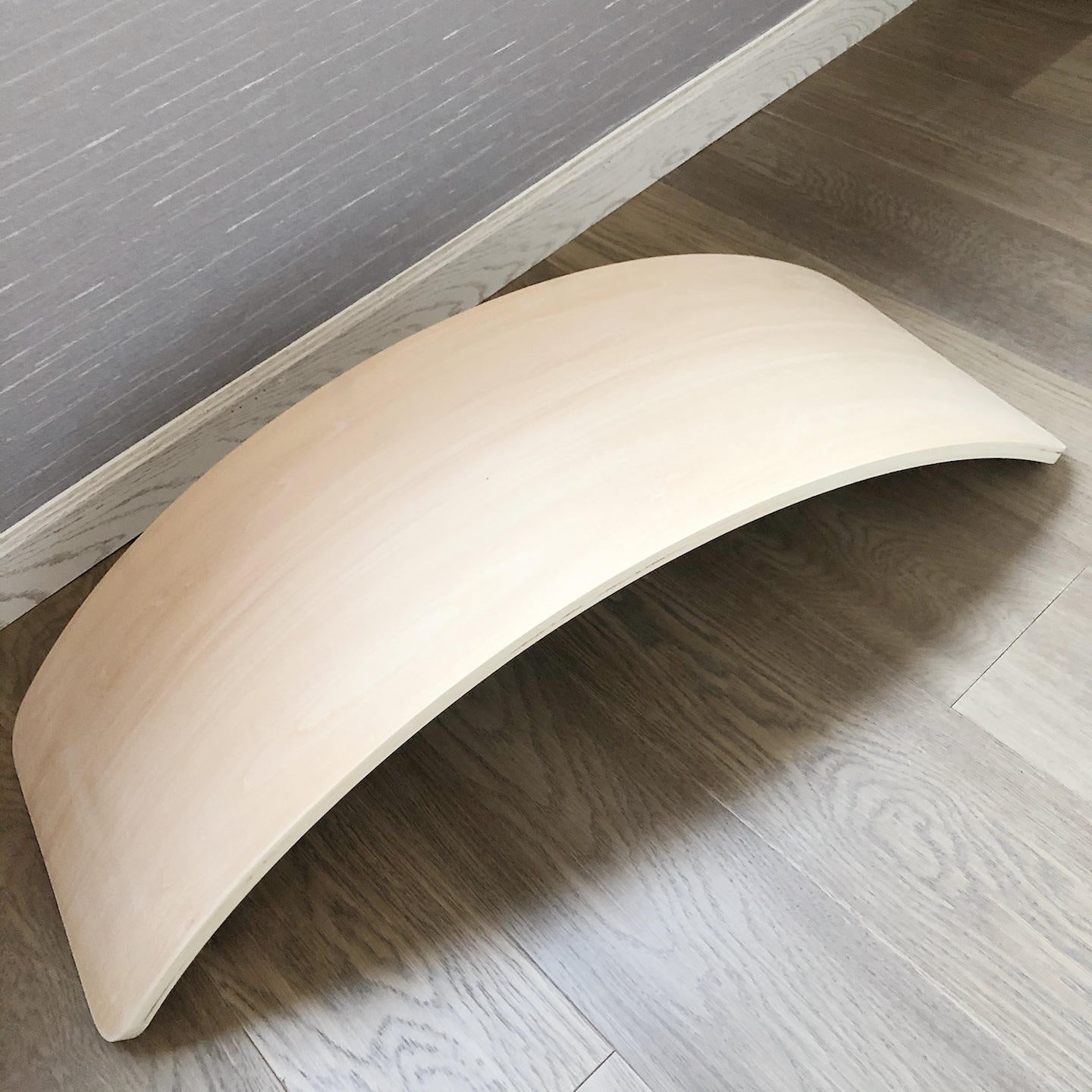 Curvy Multifunctional Wooden Wobble Balance Board – Sensory Training & Coordination Toy