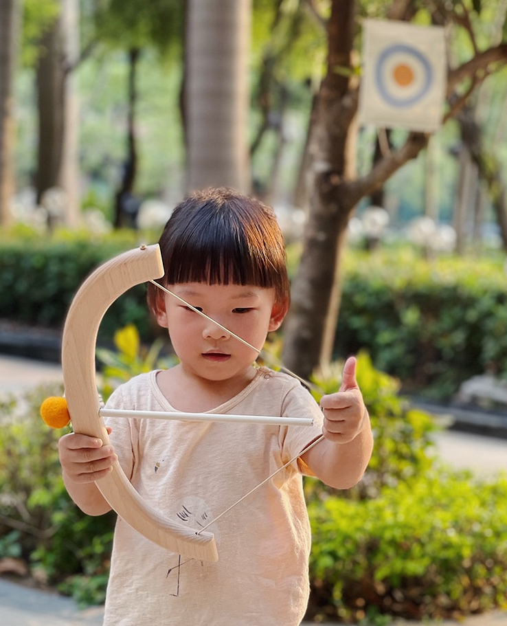 Wooden Bow and Arrow Archery Game